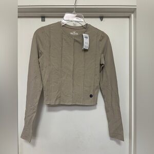NWT Hollister exposed seam cropped top - long sleeve - size S tan/taupe